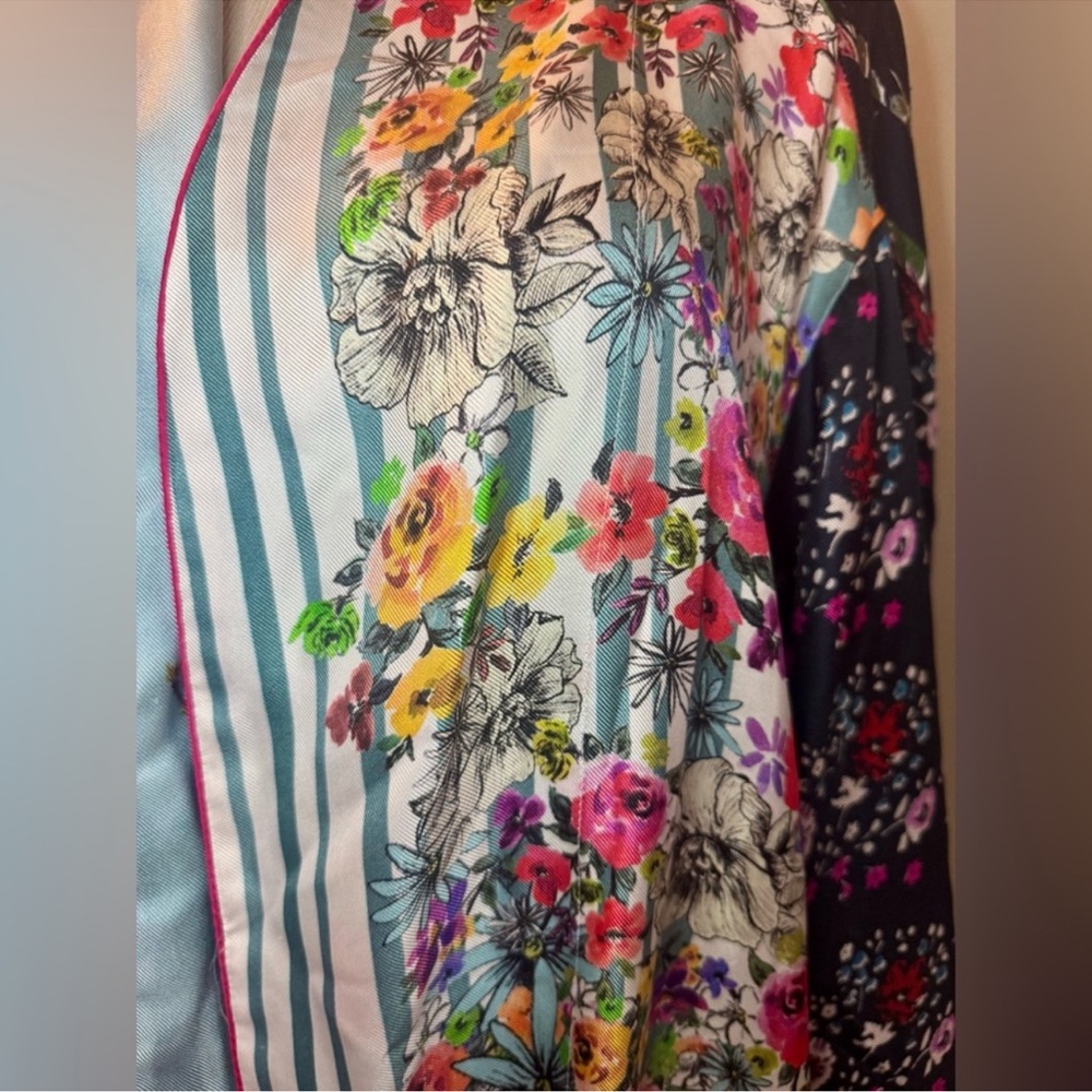 Johnny Was 100% Silk Floral Kimono Robe - EUC - Picture 10 of 15